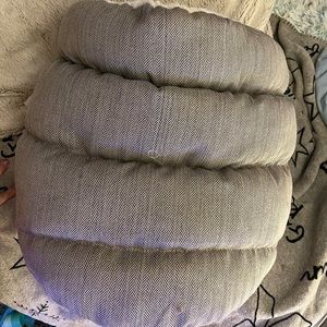 NWT pet shop dog bed nest